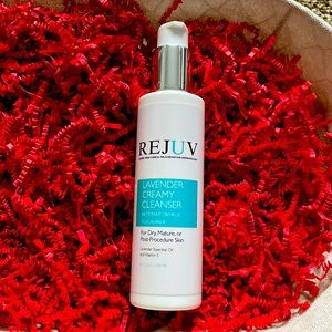 Rejuv lavender creamy cleanser